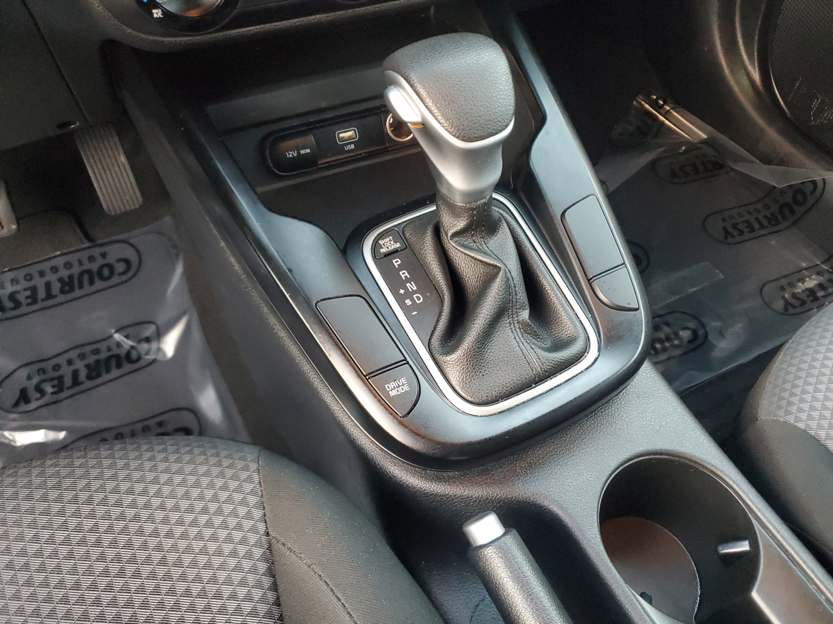 Certified 2024 Kia Soul LX w/ Option Group 015 FWD image 21