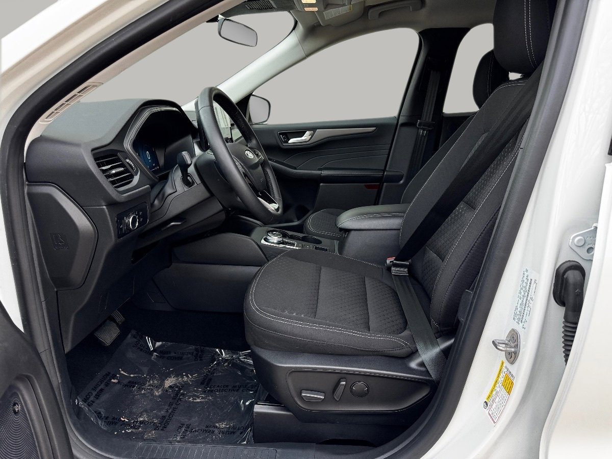 Used 2023 Ford Escape Active w/ Tech Pack #2 image 16