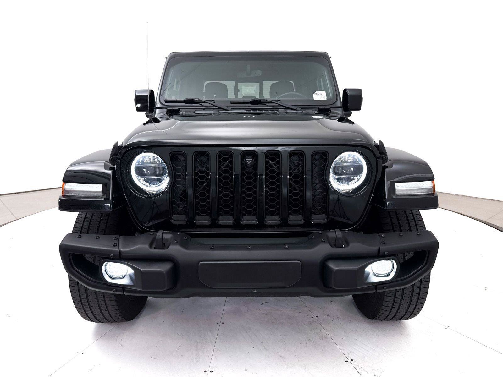 Used 2023 Jeep Gladiator Overland AWD/4WD image 13