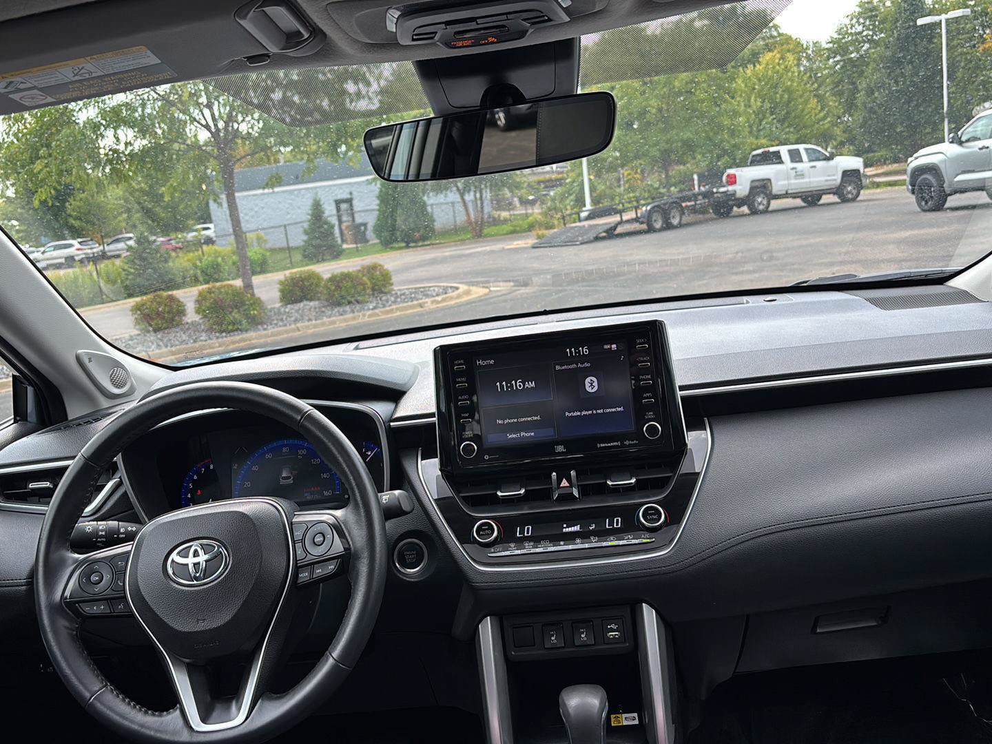Used 2022 Toyota Corolla Cross XLE w/ Convenience Package AWD/4WD image 19