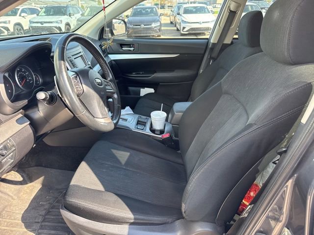 Used 2014 Subaru Outback 2.5i Premium AWD/4WD image 8