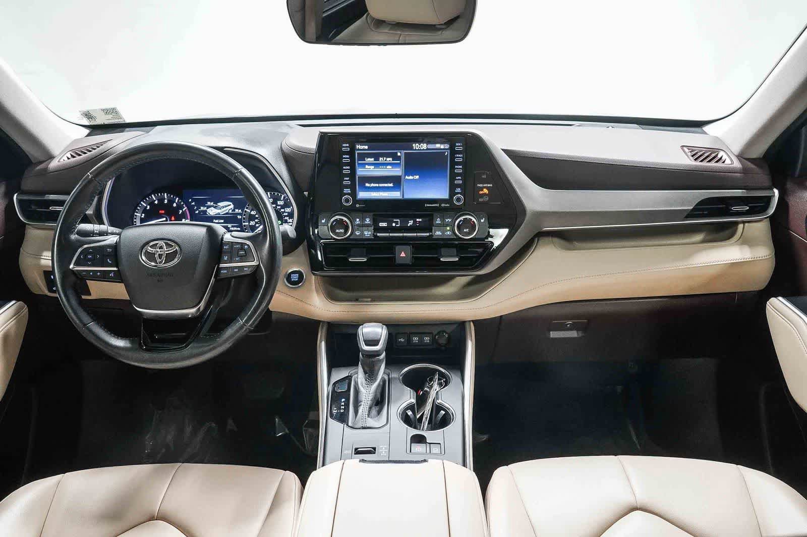 Certified 2020 Toyota Highlander XLE image 13
