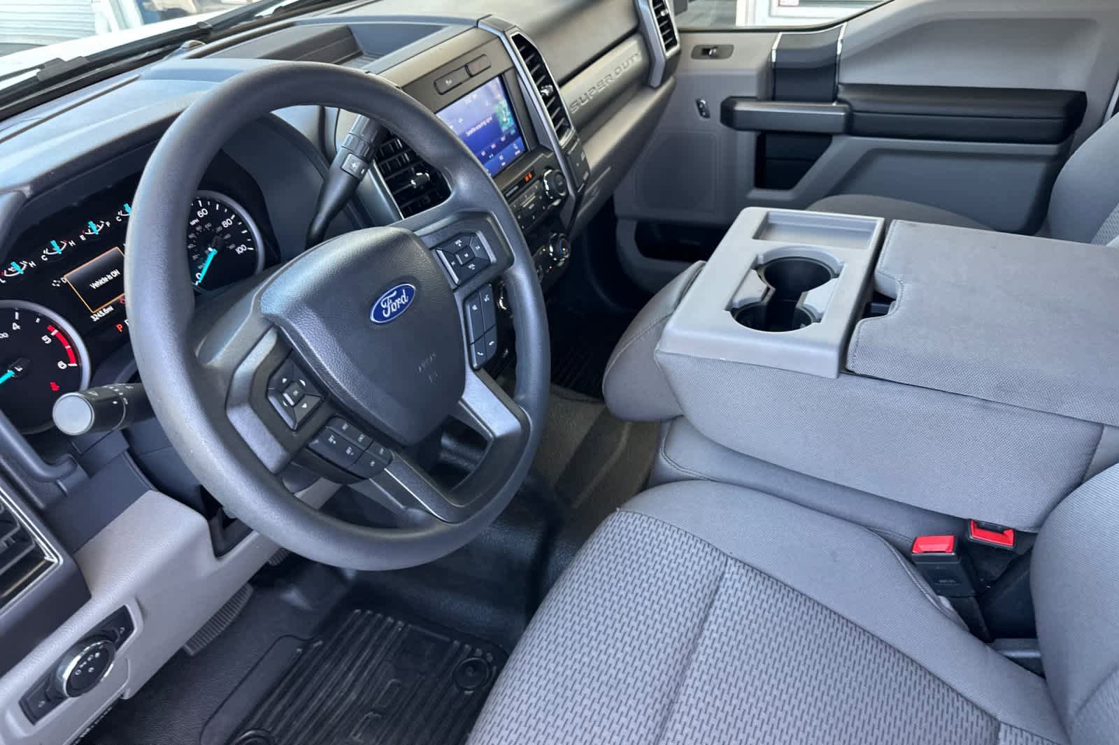 Certified 2022 Ford F550 2WD Crew Cab Super Duty image 10