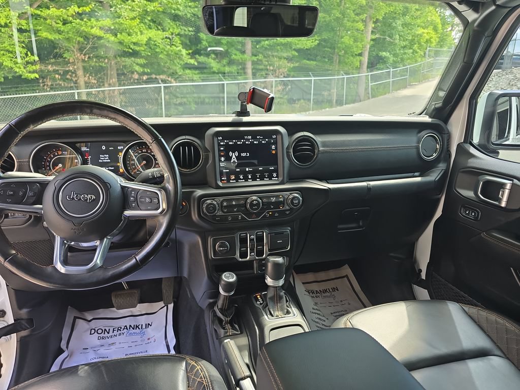 Used 2021 Jeep Gladiator Overland AWD/4WD image 15