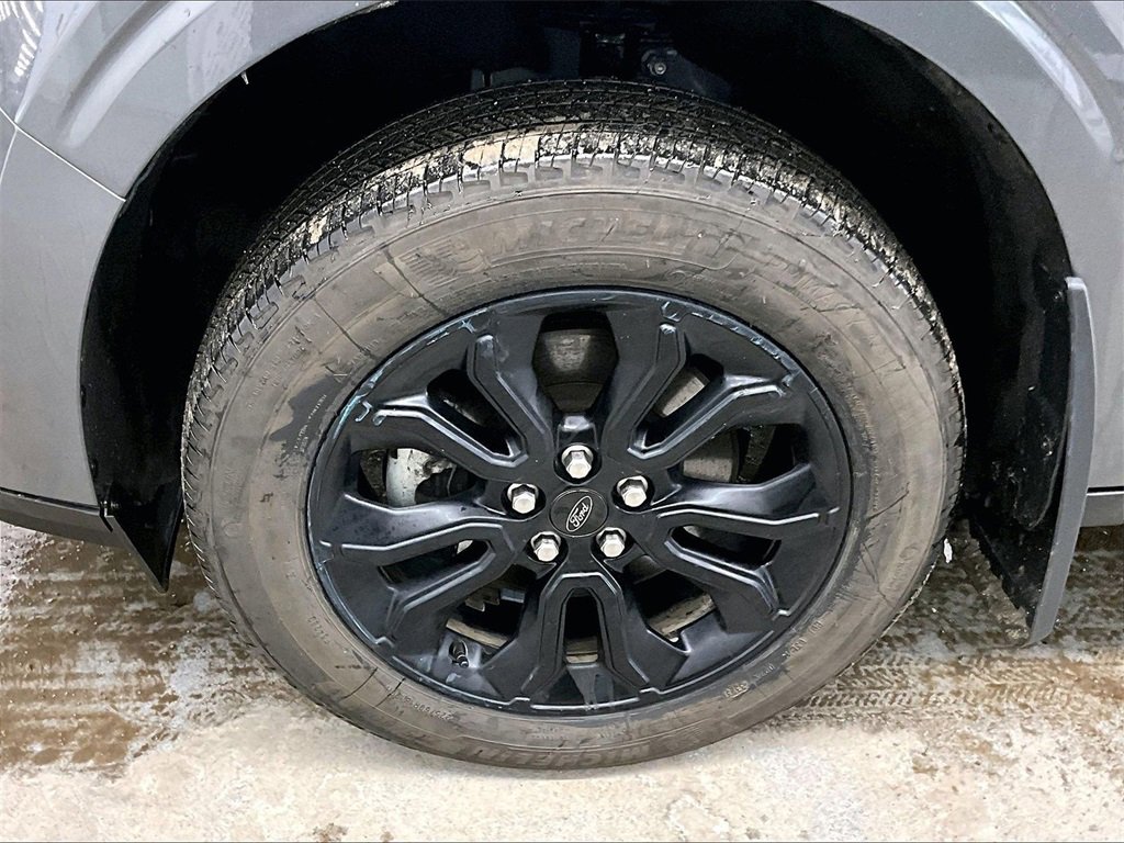 Used 2023 Ford Maverick XLT w/ XLT Luxury Package image 7