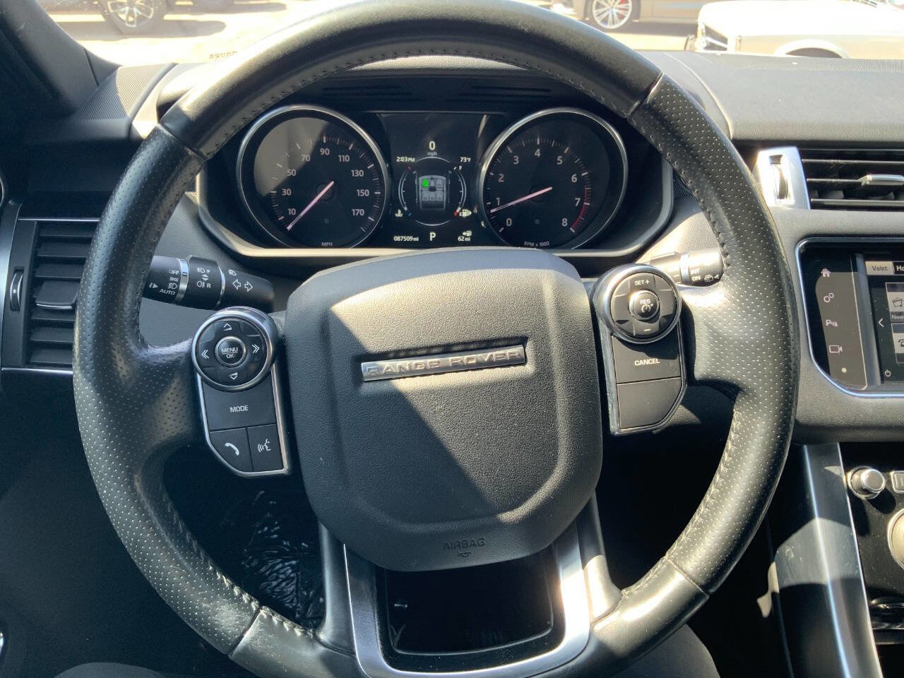 Used 2016 Land Rover Range Rover Sport HSE AWD/4WD image 24