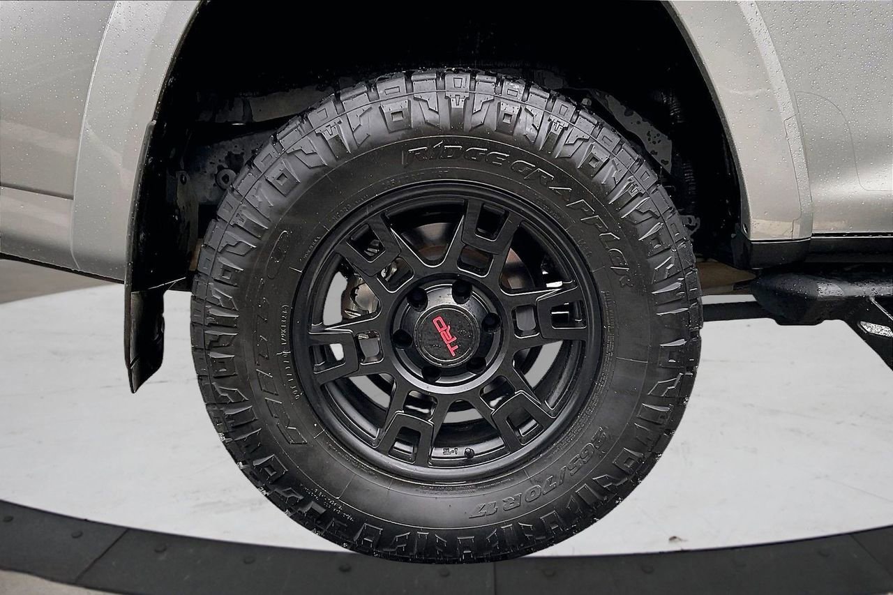 Used 2023 Toyota 4Runner TRD Off-Road Premium w/ Moonroof Package image 38