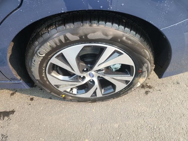 Certified 2025 Subaru Legacy Premium image 21