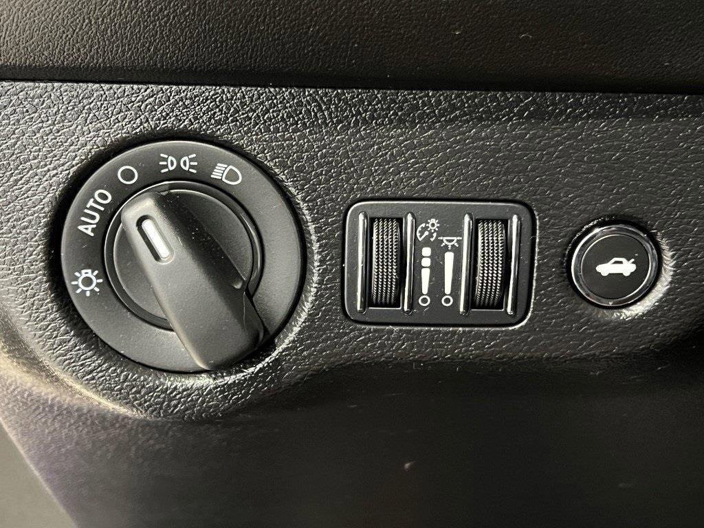 Used 2023 Dodge Challenger SRT Hellcat image 32