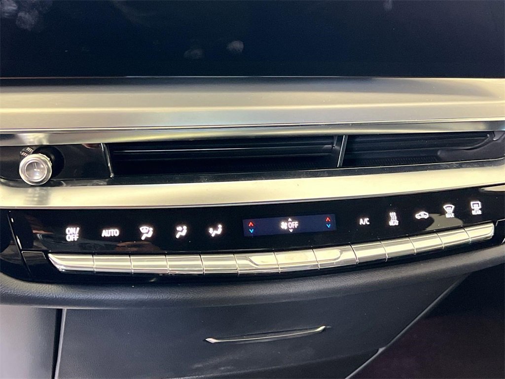 New 2026 Cadillac Lyriq V image 21