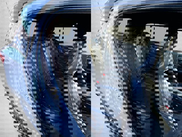 Used 2022 Volvo XC40 P8 Recharge Plus image 26