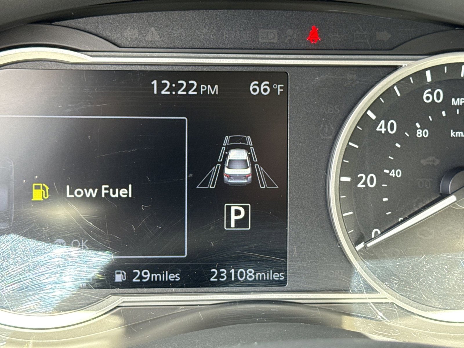 Used 2025 Nissan Versa SV FWD image 18