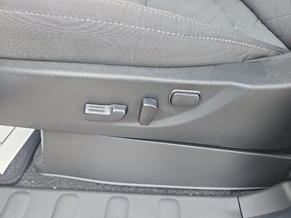 New 2026 Nissan Frontier SV image 10