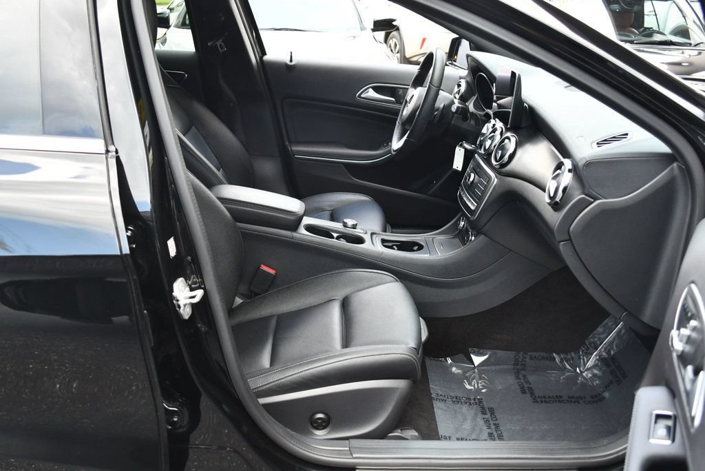 Used 2018 Mercedes-Benz GLA 250 4MATIC image 48