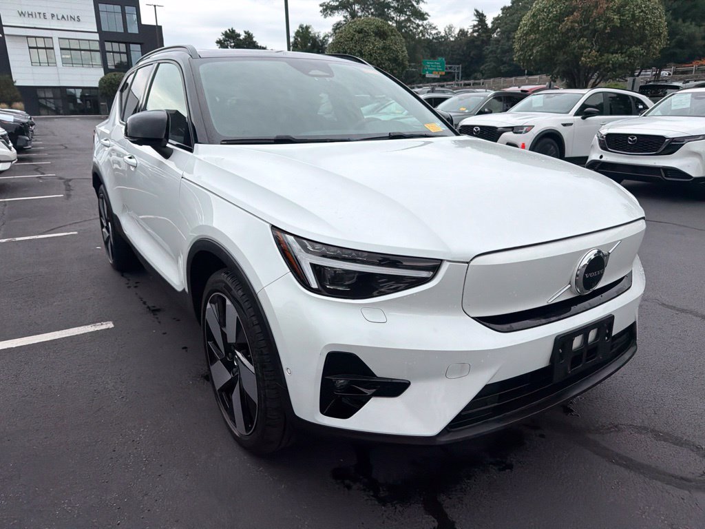 Certified 2023 Volvo XC40 Recharge Ultimate AWD/4WD image 6