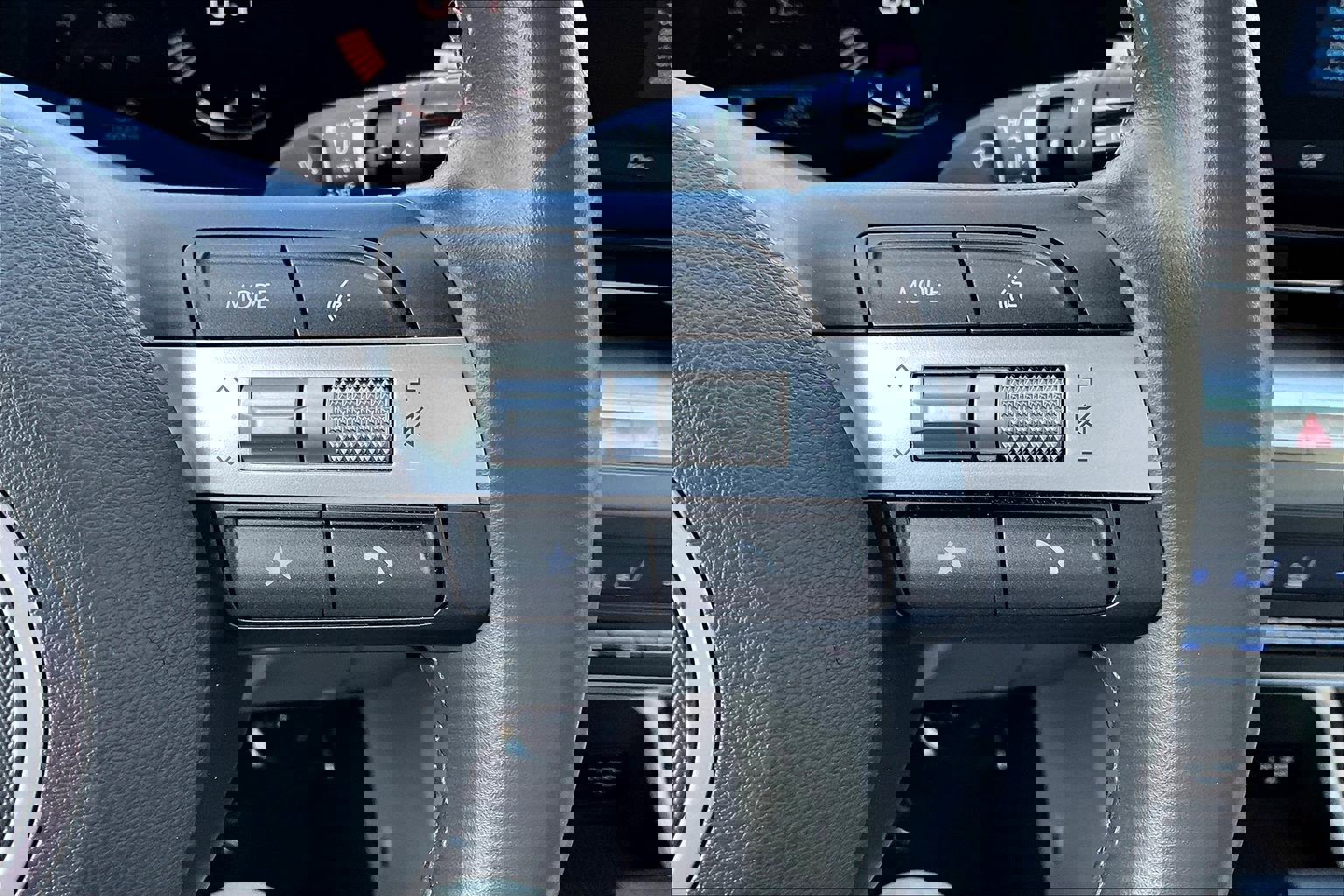 Used 2024 Hyundai Kona SEL image 17