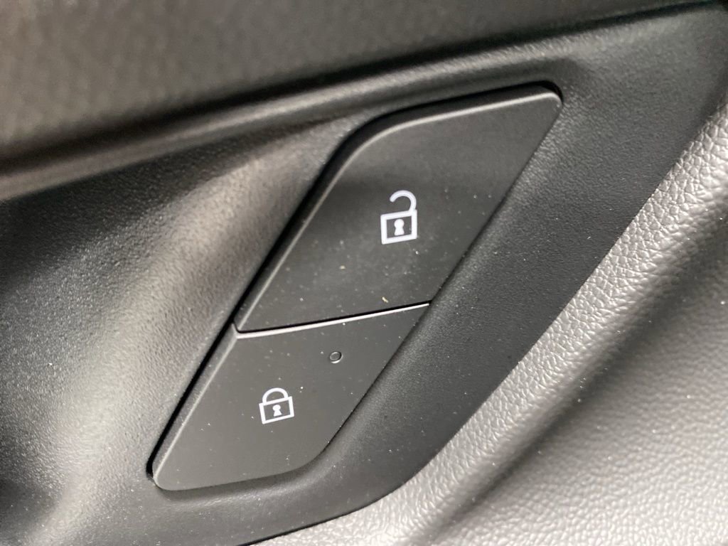 New 2026 Chevrolet Equinox LT w/ Convenience Package II image 36