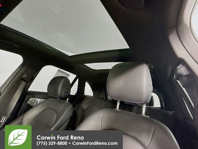 Used 2021 Mercedes-Benz GLC 300 4MATIC image 22