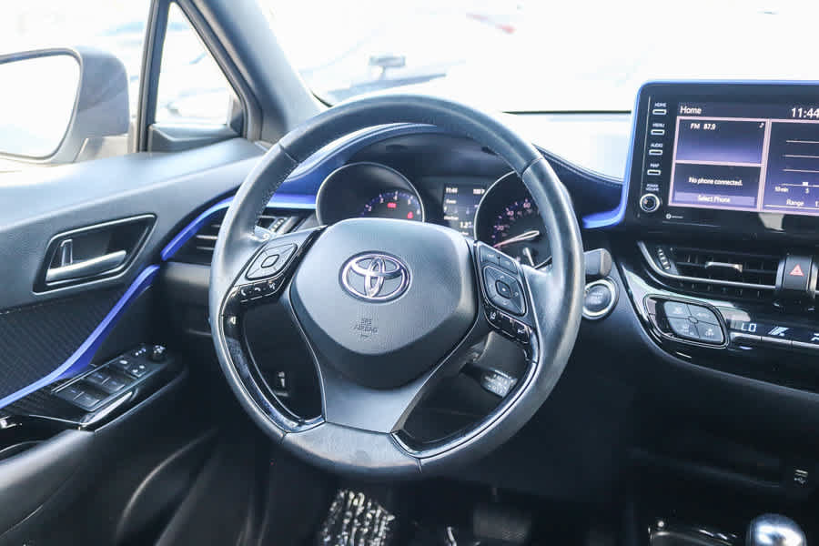 Used 2021 Toyota C-HR XLE FWD image 15