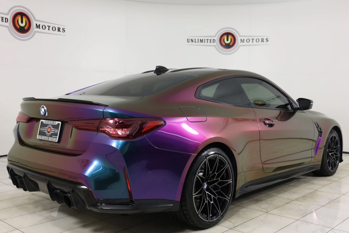 Used 2021 BMW M4 Competition w/ Executive Package RWD image 3