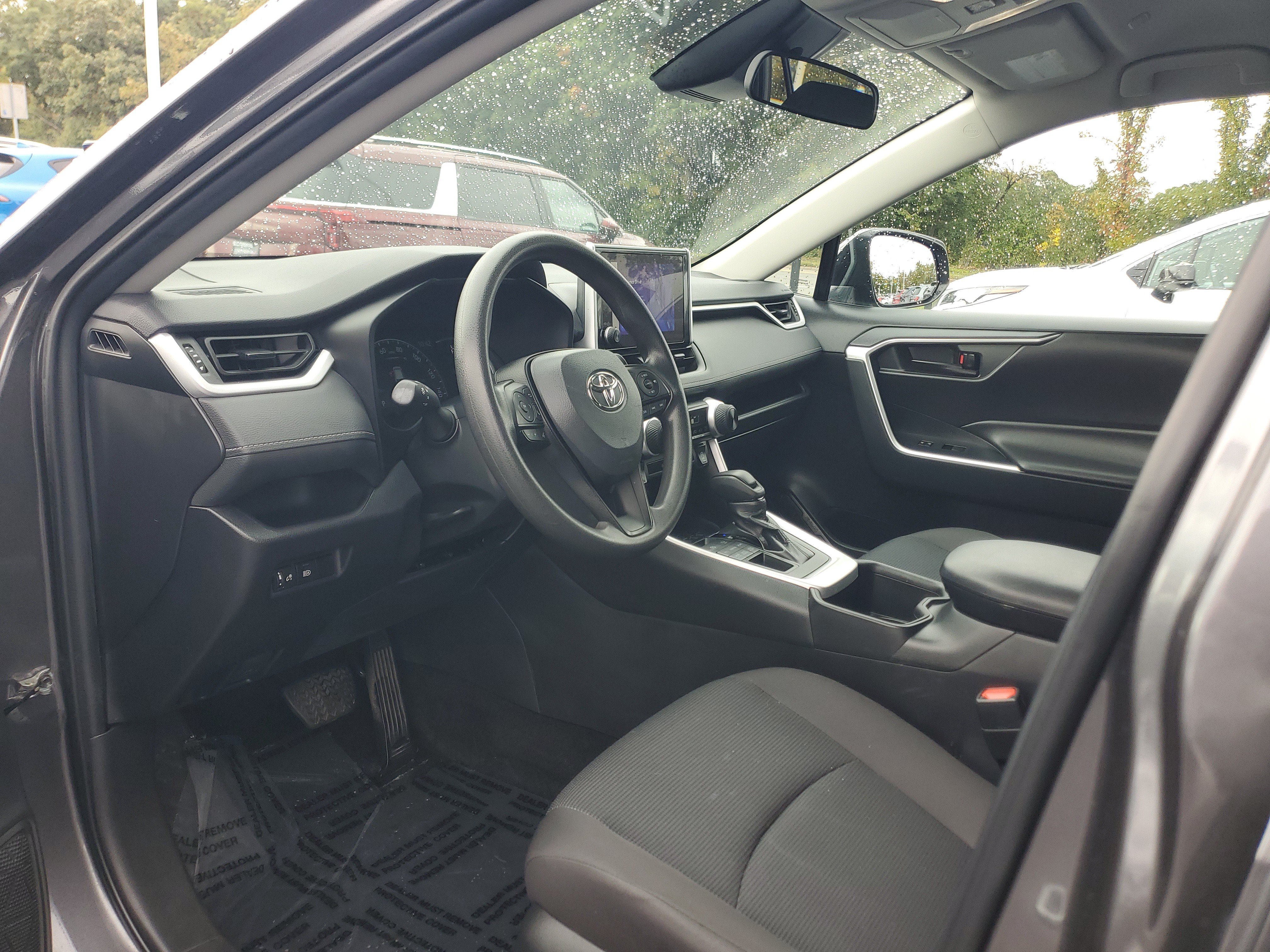 Certified 2024 Toyota RAV4 LE AWD/4WD image 16
