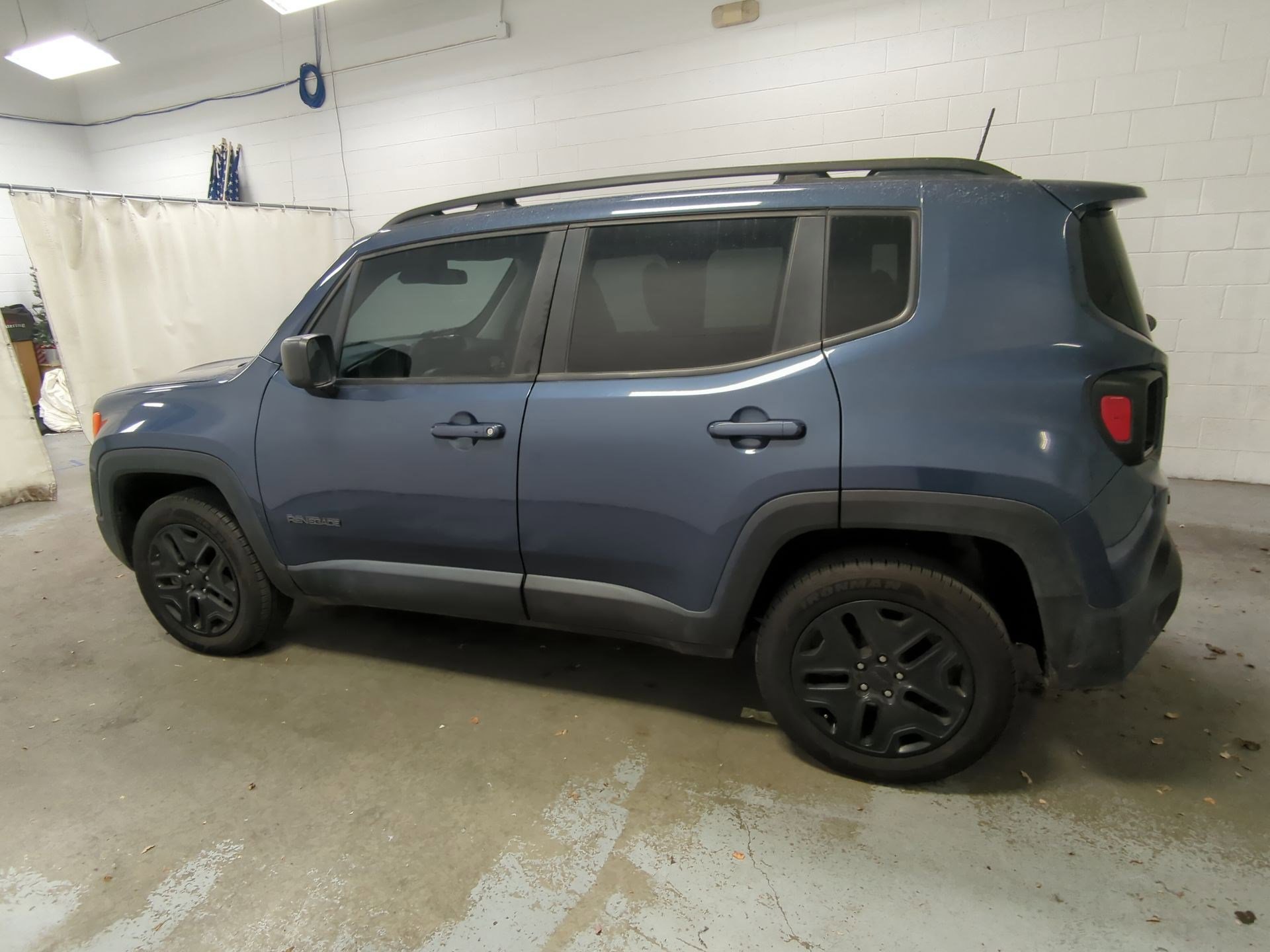 Used 2020 Jeep Renegade Sport image 9