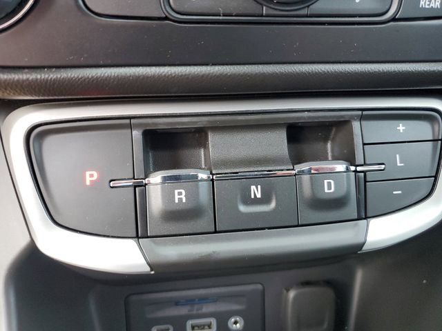 Used 2023 GMC Terrain SLT image 14