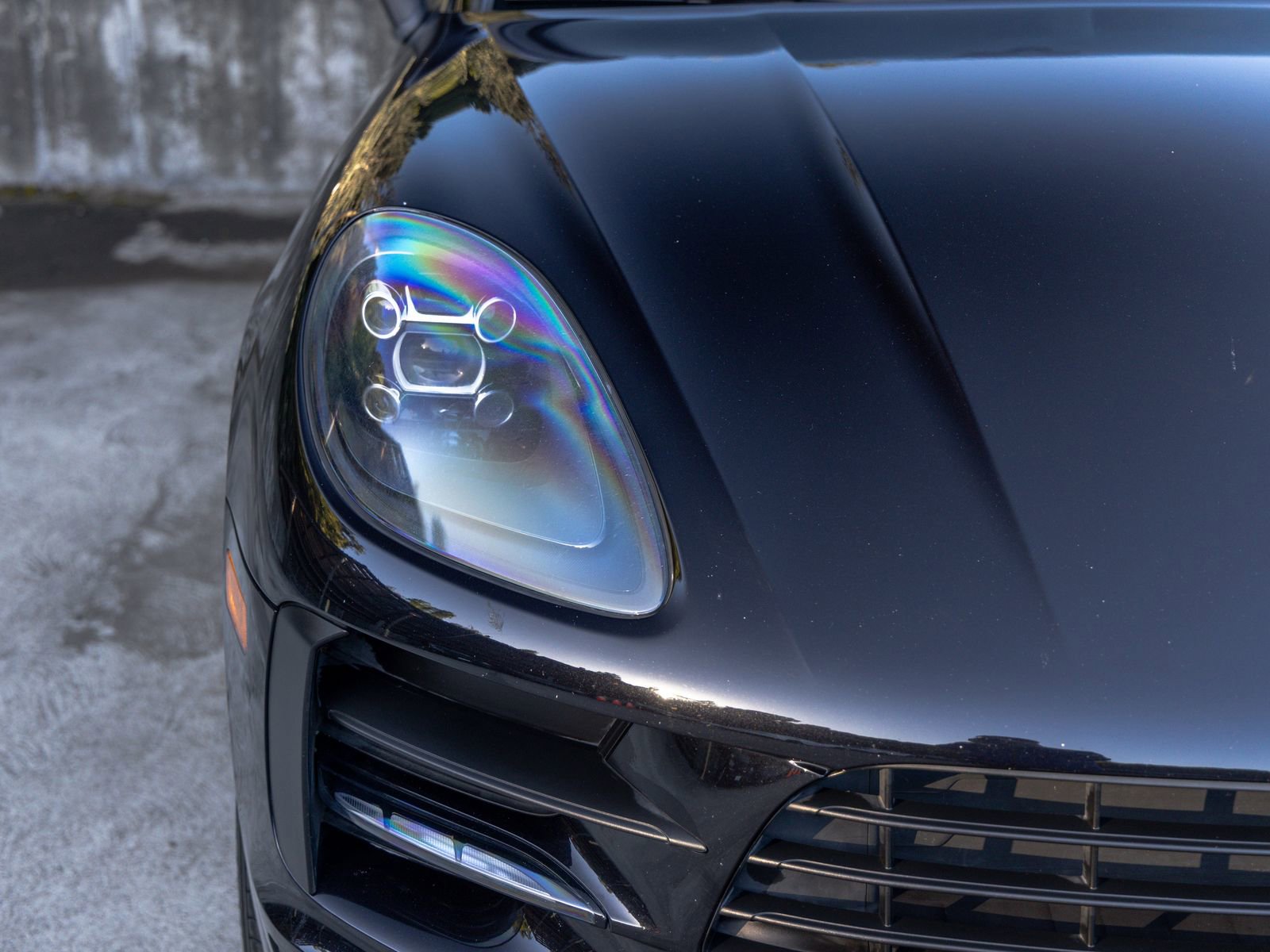 Certified 2020 Porsche Macan AWD/4WD image 14