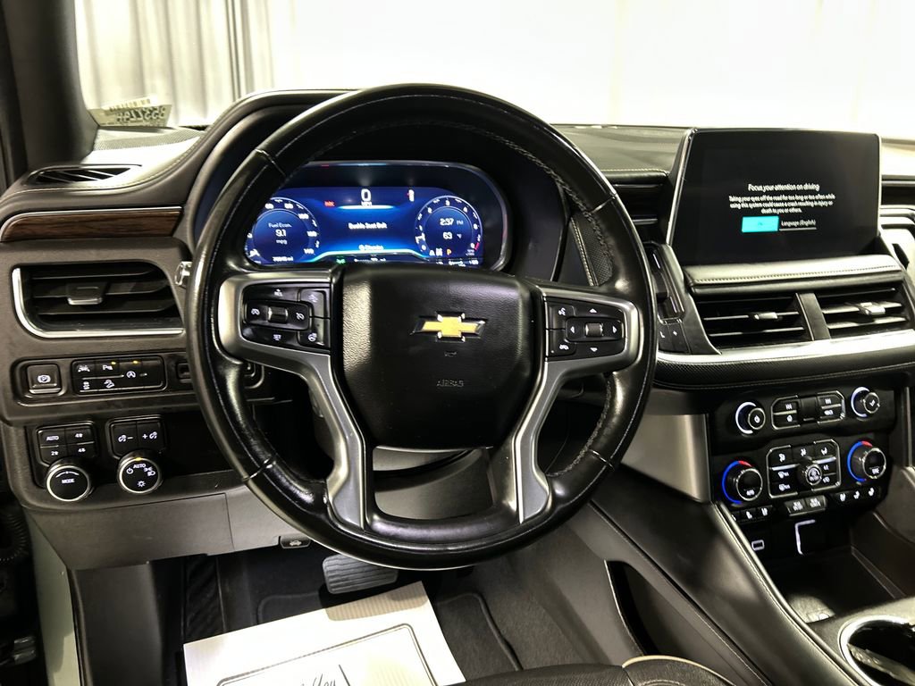 Used 2023 Chevrolet Suburban Premier image 15
