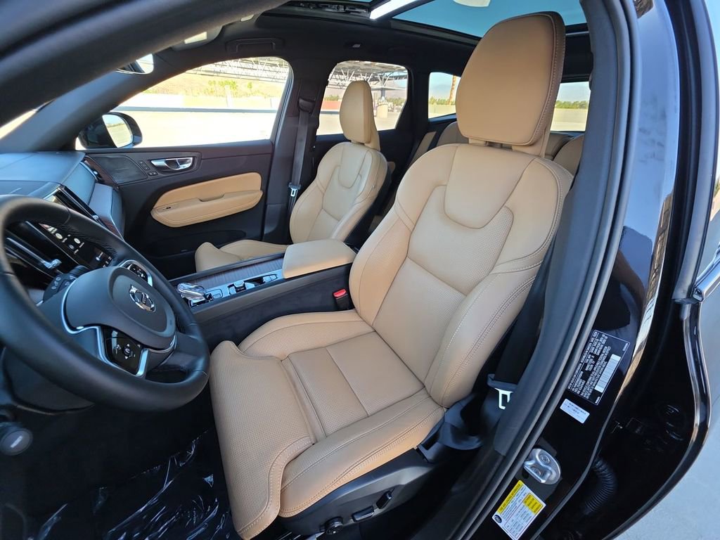 Used 2025 Volvo XC60 B5 Ultra w/ Protection Package Premier image 20