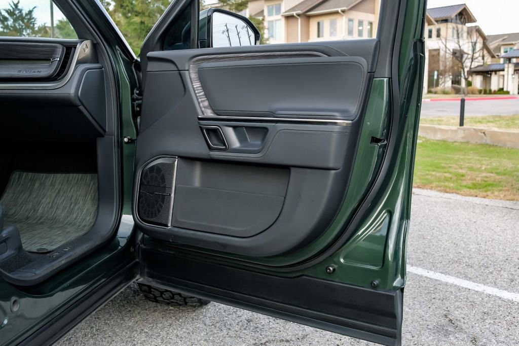 Used 2022 Rivian R1T Adventure image 49