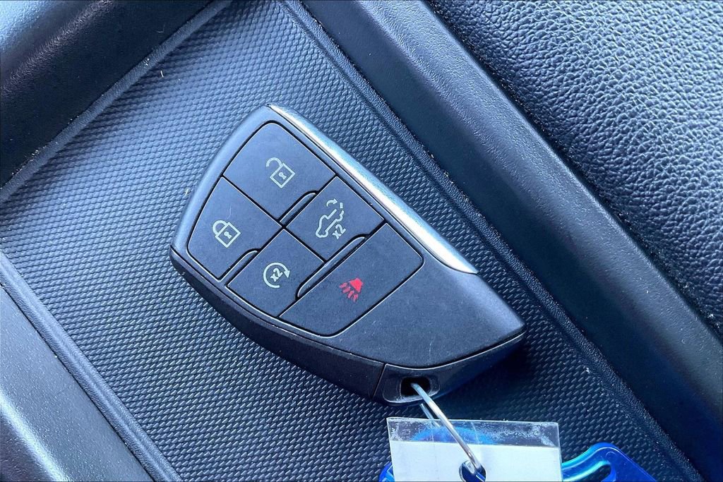 Used 2025 Chevrolet Silverado 1500 LT w/ Work Truck Package image 34