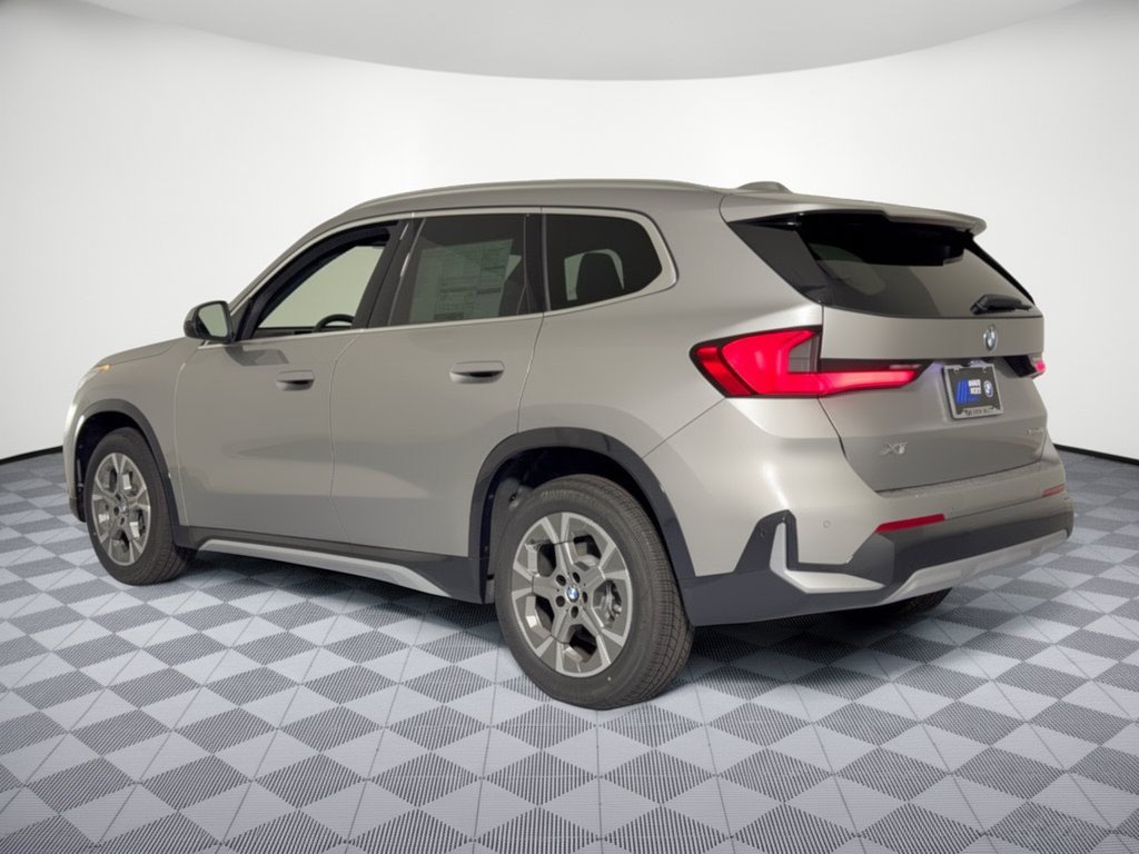 New 2027 BMW X1 xDrive28i AWD/4WD image 3