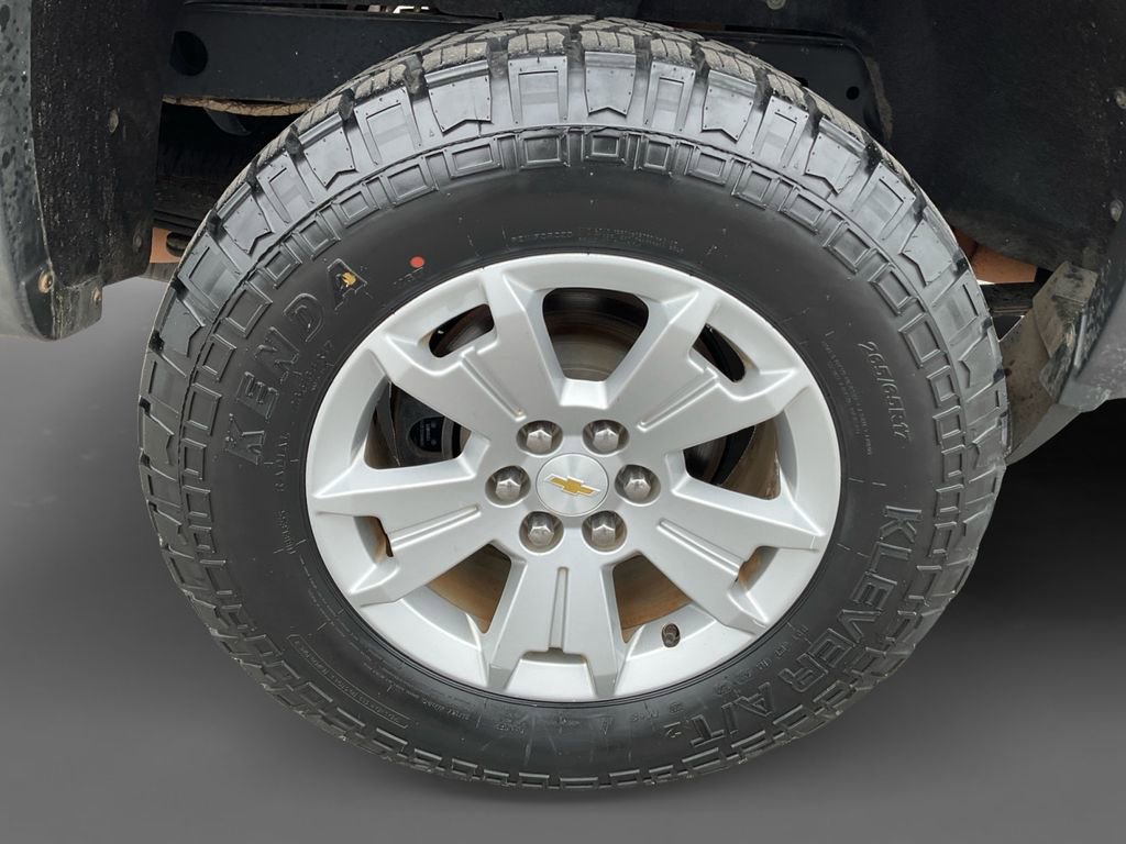 Used 2015 Chevrolet Colorado LT w/ Luxury Package image 10