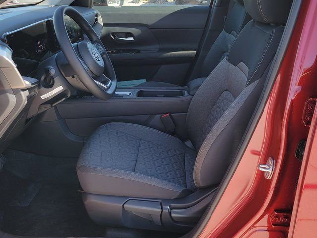 New 2026 Nissan Kicks SV w/ SV Premium Package image 6