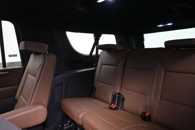 New 2026 Chevrolet Suburban High Country AWD/4WD image 9