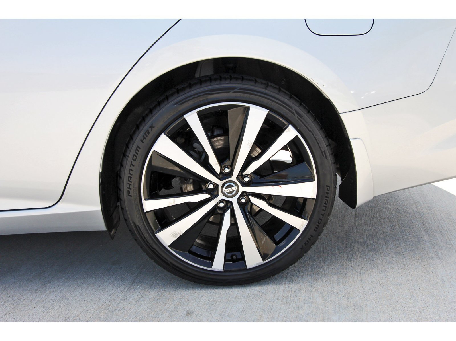 Used 2020 Nissan Altima 2.5 SR FWD image 31