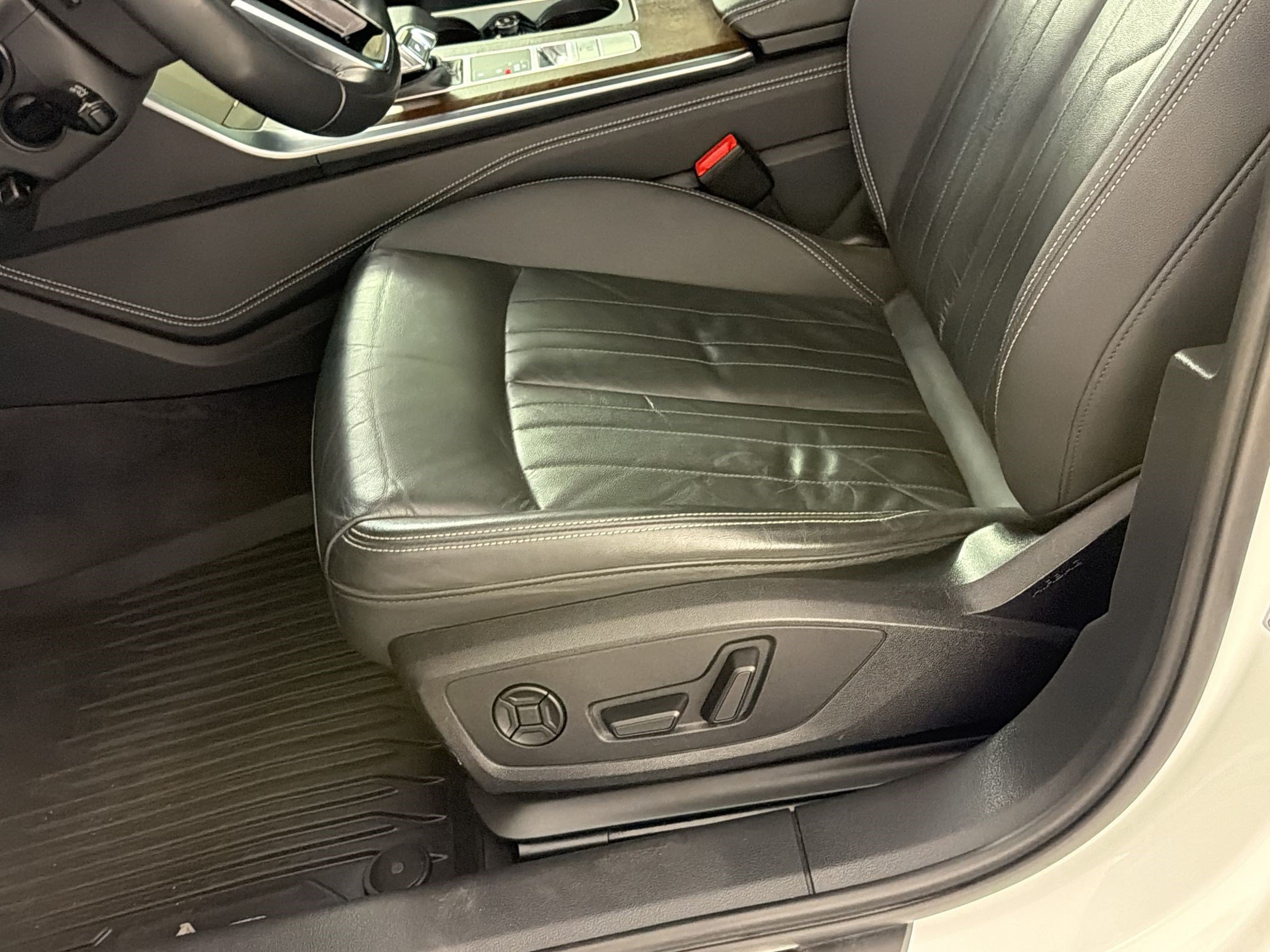 Used 2019 Audi A6 3.0T Premium Plus w/ Premium Plus Package AWD/4WD image 14
