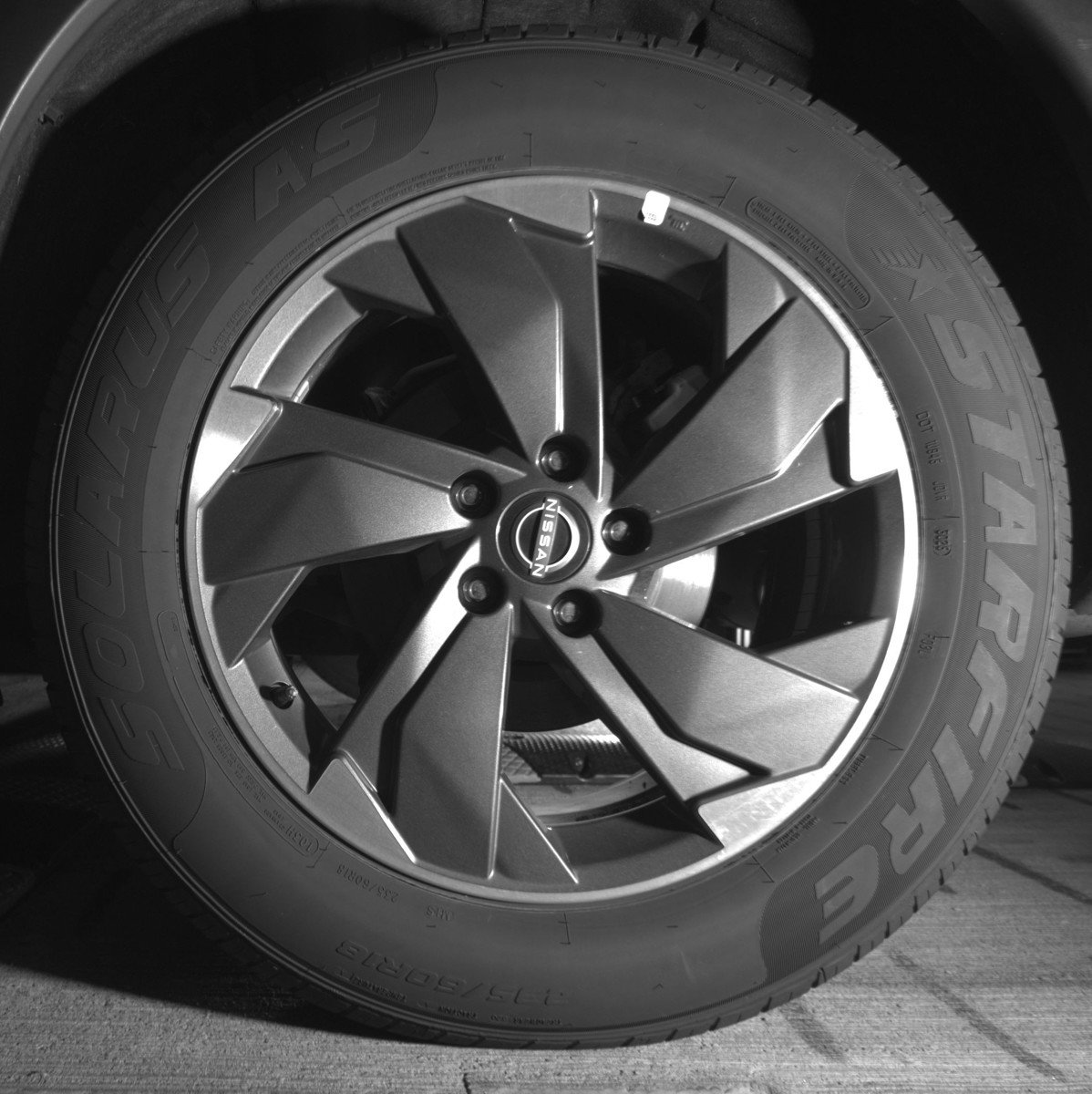 Used 2025 Nissan Rogue SV image 14