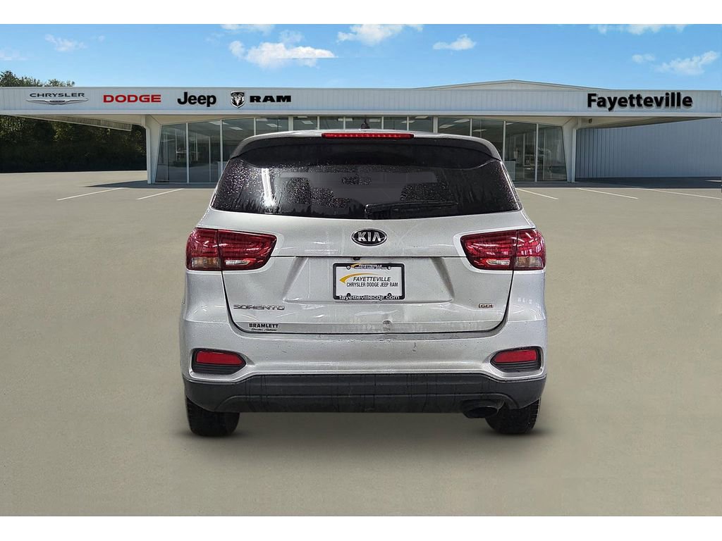 Used 2020 Kia Sorento L image 4