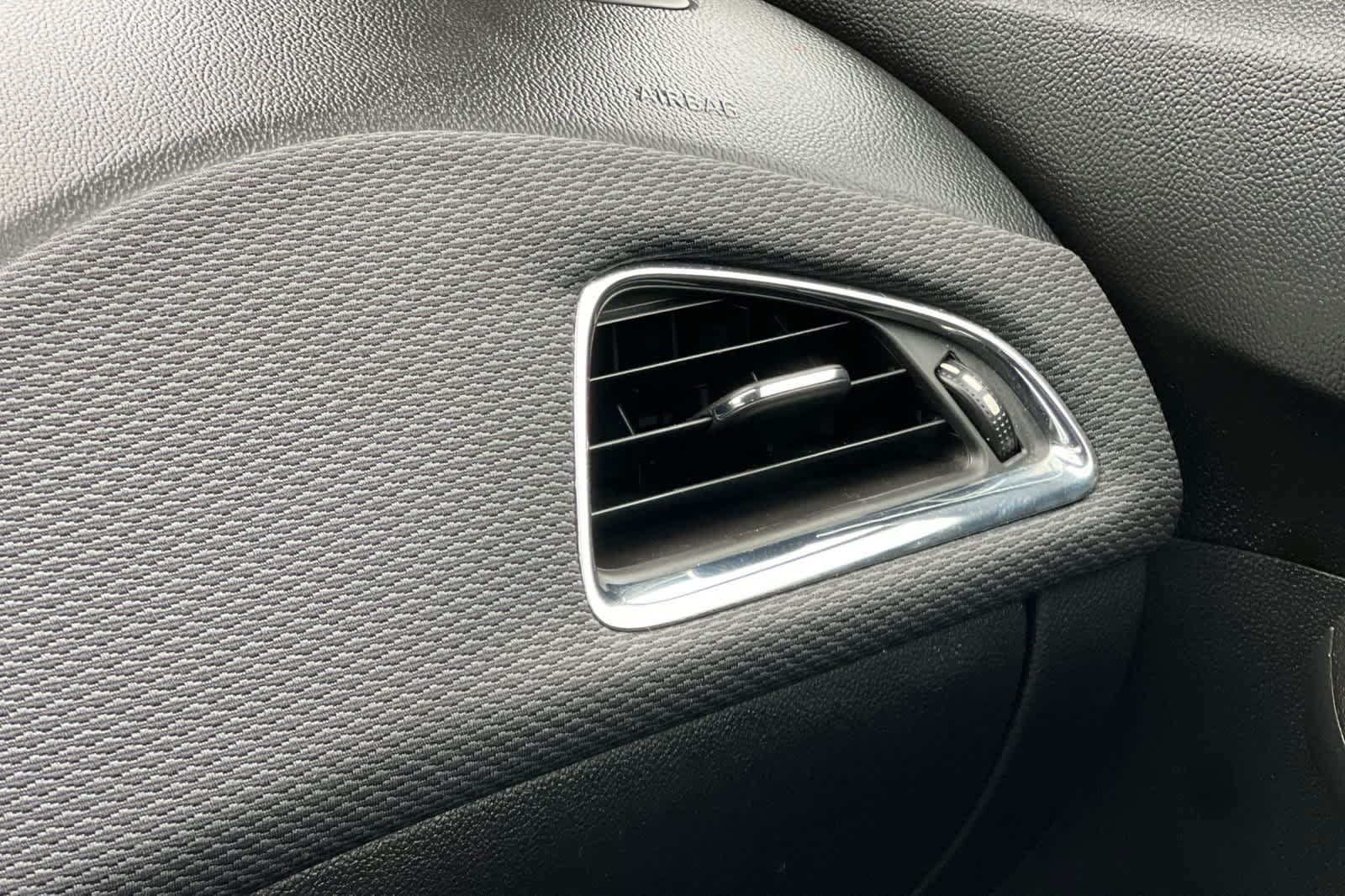 Used 2019 Chevrolet Cruze LS FWD image 14