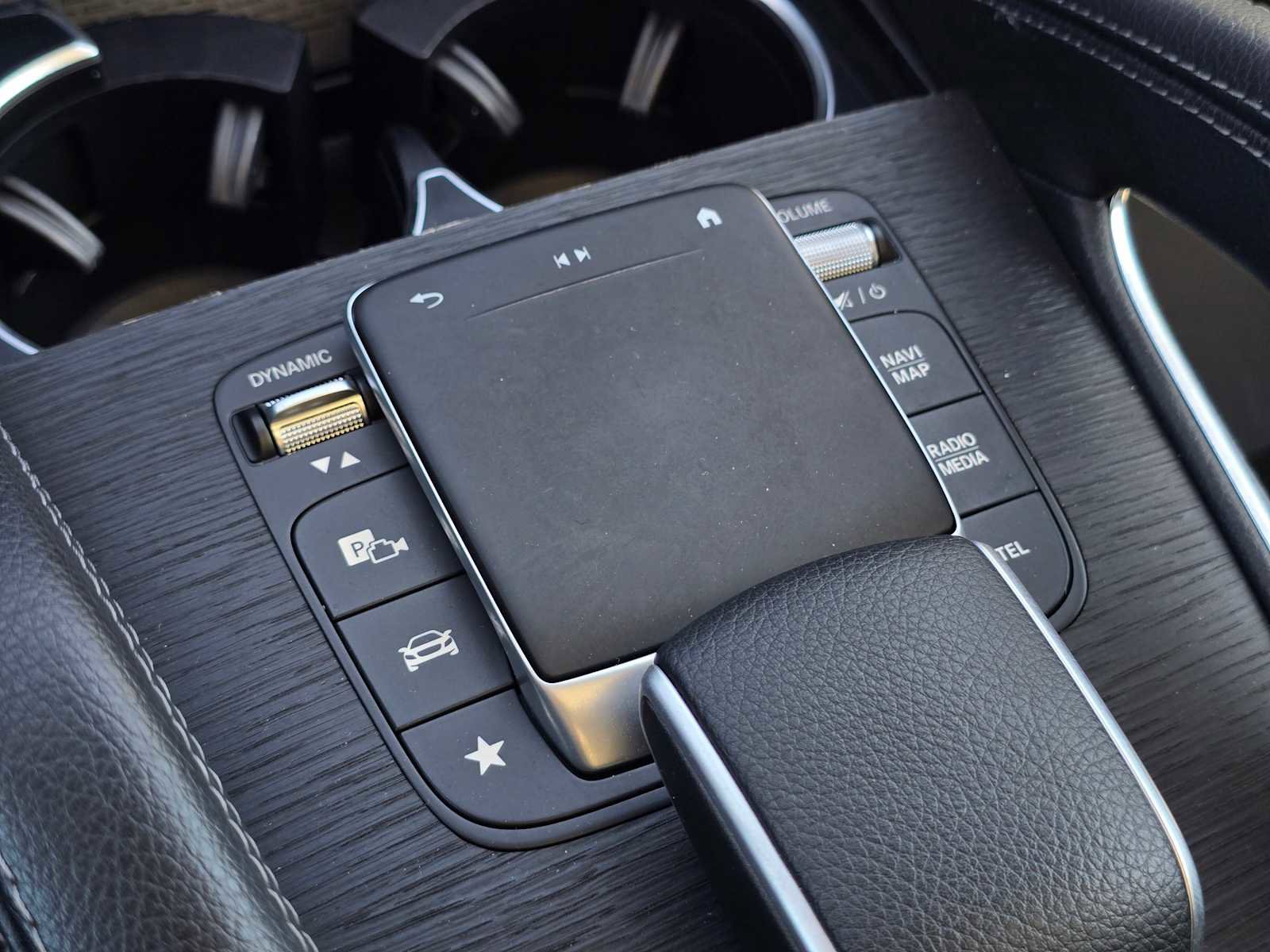 Used 2023 Mercedes-Benz GLE 450 4MATIC image 33