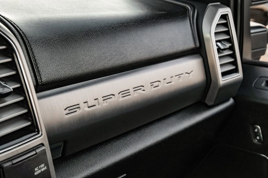 Used 2020 Ford F250 Platinum w/ FX4 Off-Road Package image 29