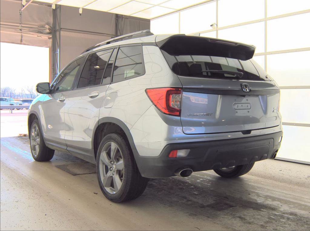 Used 2019 Honda Passport Touring image 3