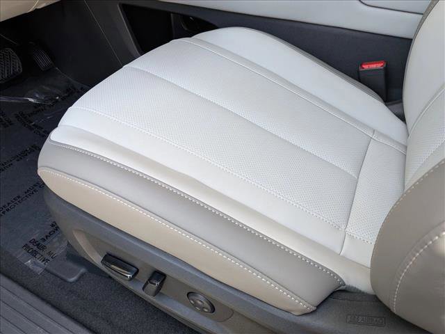 New 2027 INFINITI QX60 Luxe FWD image 4