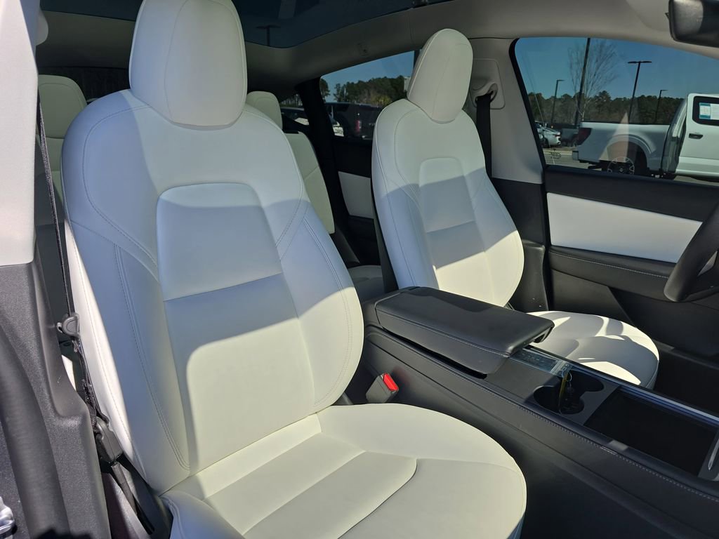 Used 2021 Tesla Model Y Performance image 13