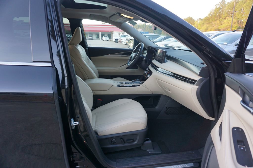 Used 2023 INFINITI QX60 Luxe w/ Cargo Package image 19