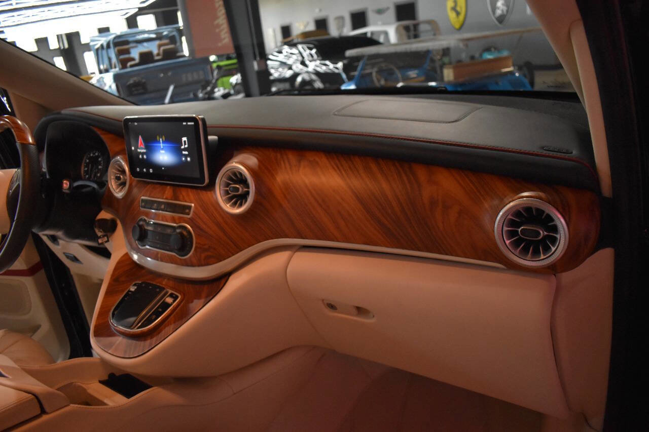 Used 2021 Mercedes-Benz Metris Passenger image 63