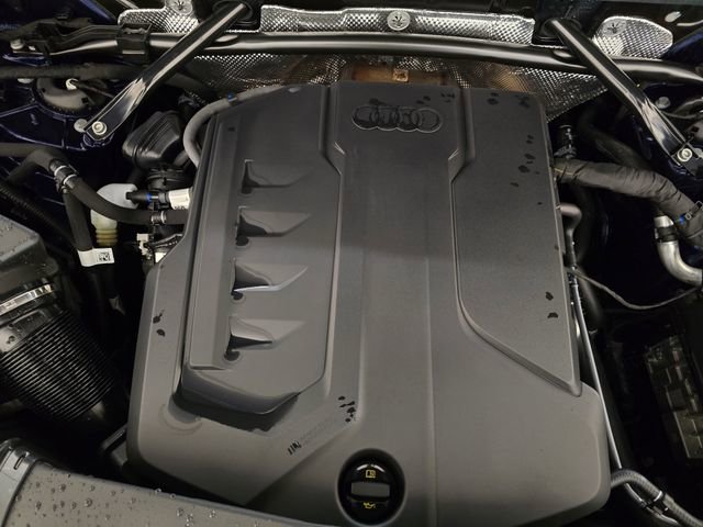 Used 2025 Audi Q5 Prestige image 11