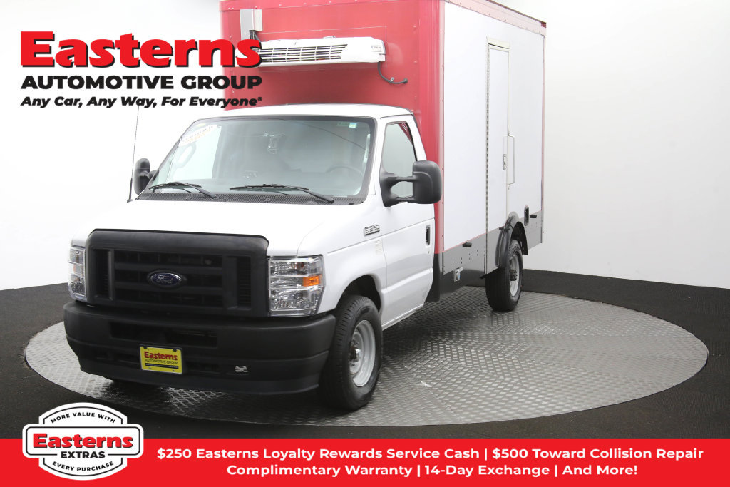Used 2023 Ford E-350 and Econoline 350 Super Duty w/ Power Windows & Locks Group RWD image 54